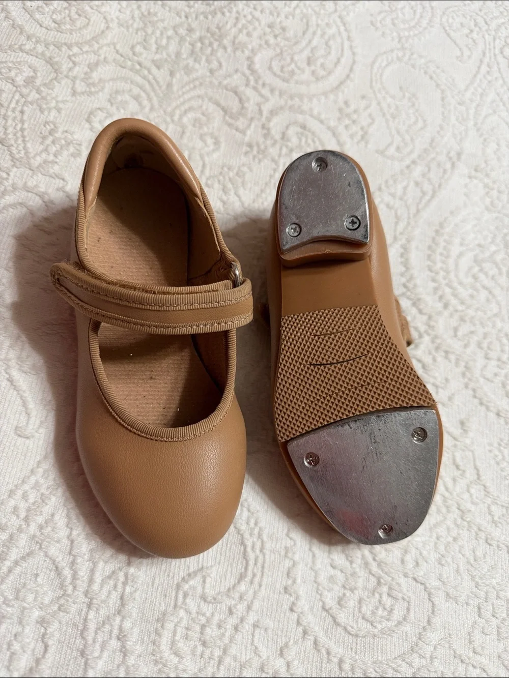 Girls Size 9.5C Tan Mary Jane Tap Shoes